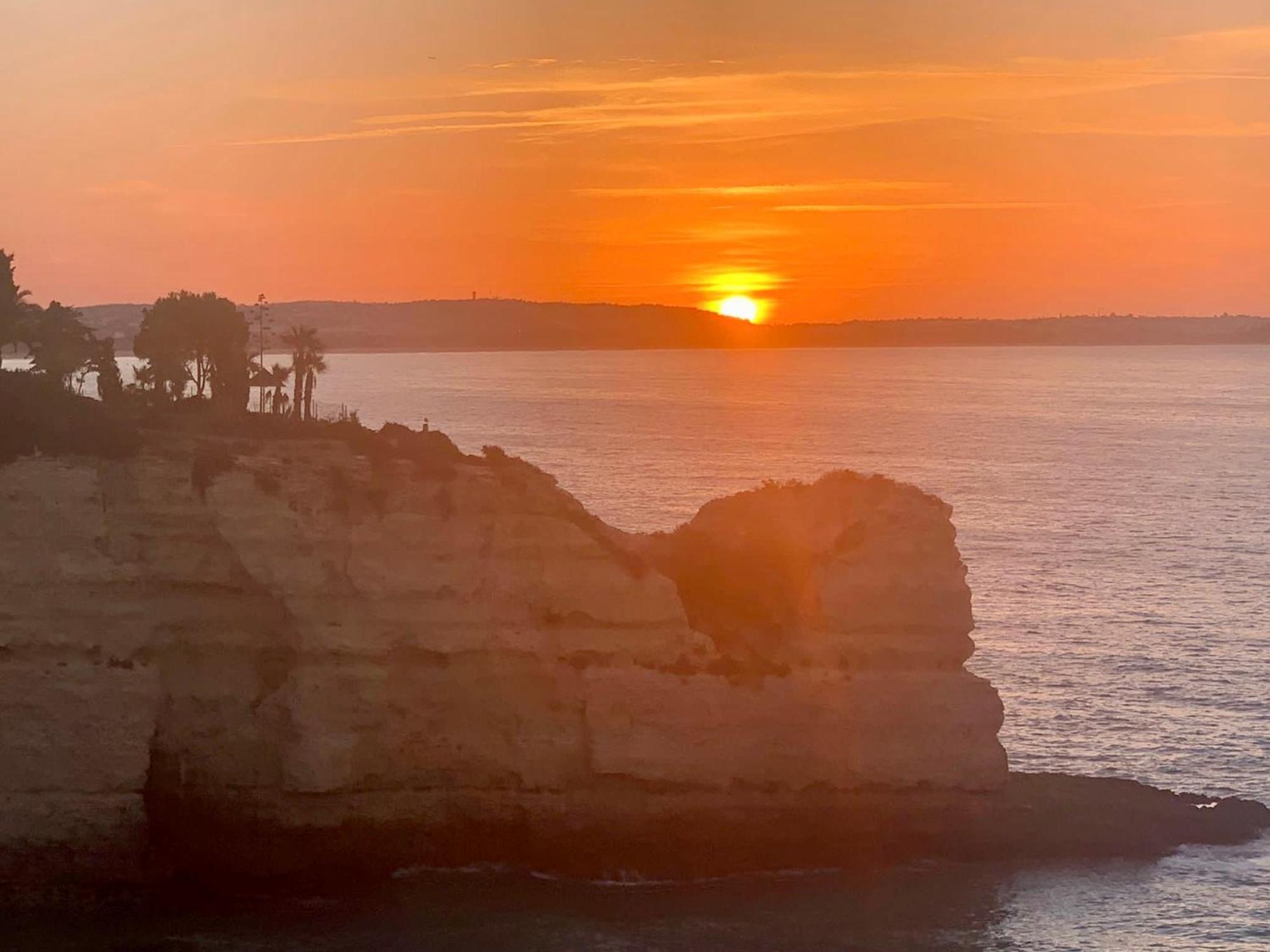 Castelo Da Esperanca Na Vila Sra Da Rocha Porches  Εξωτερικό φωτογραφία